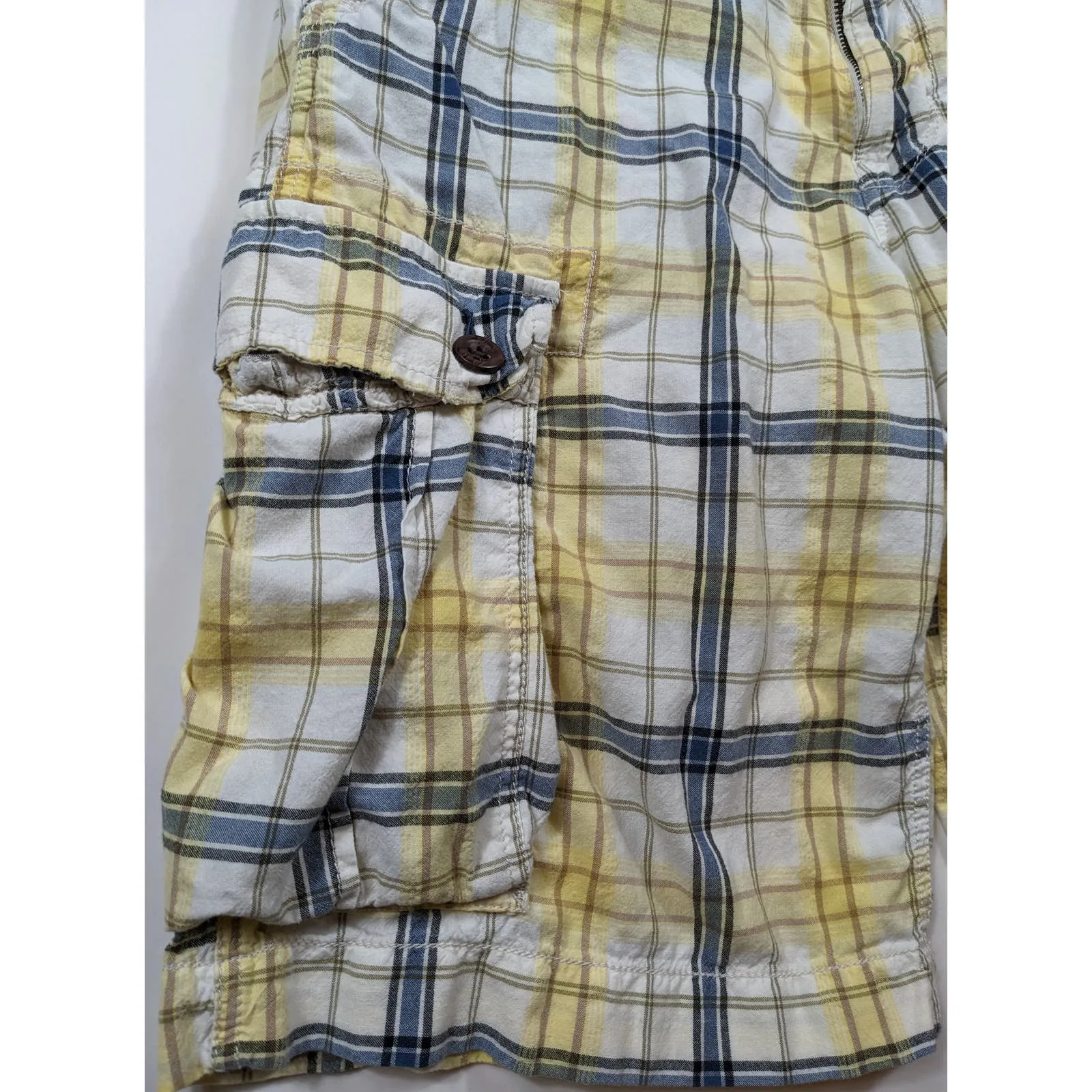 American Eagle Outfitters Longer Length Mens Shorts Sz 32 Cargo Checkered Pocket