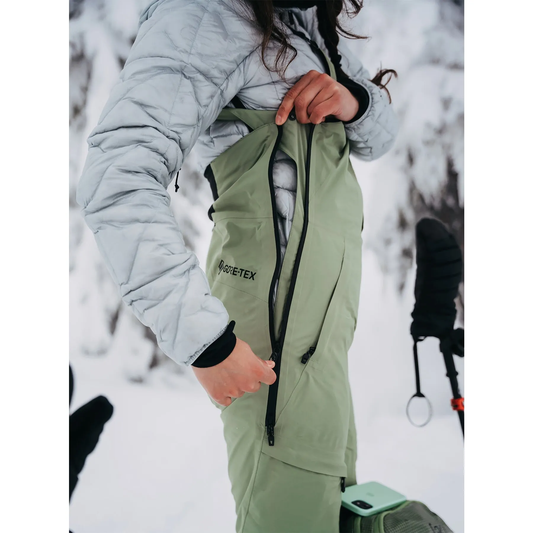 Burton Women's [ak] Kimmy GORE-TEX 2L Bib Pants 2024